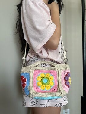 Handmade Crochet Floral Patchwork Shoulder Bag in Cream and Pastel Colors